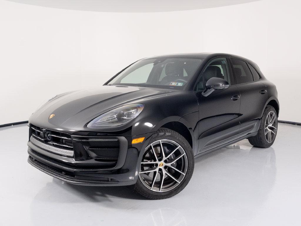 /2026 Porsche Macan