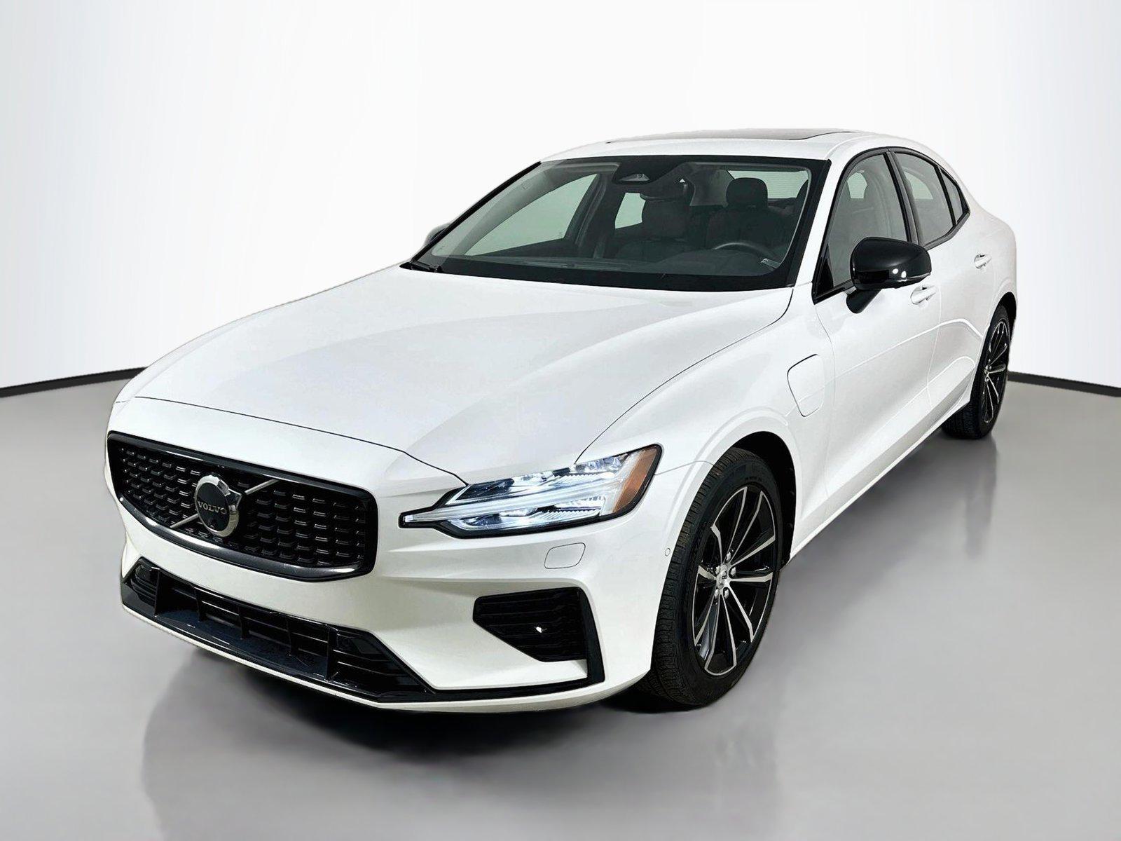 /2024 Volvo S60-RECHARGE PLUG-IN HYBRID