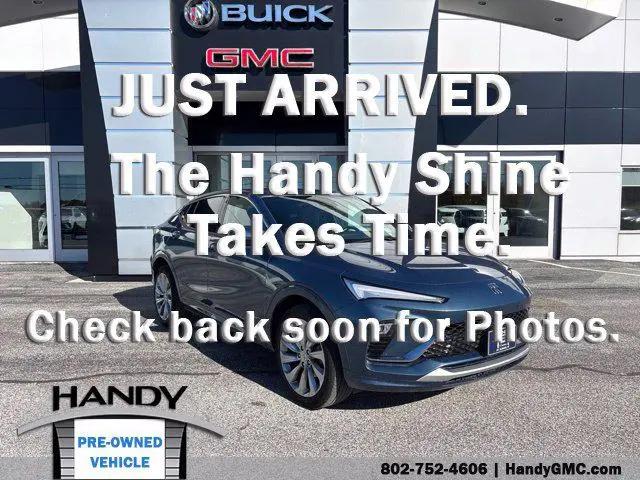 2024 Buick NV Avenir FWD for sale in Saint Albans, VT