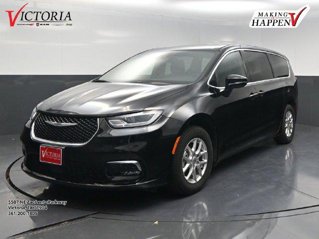2025 Chrysler Pacifica Select for sale in Victoria, TX
