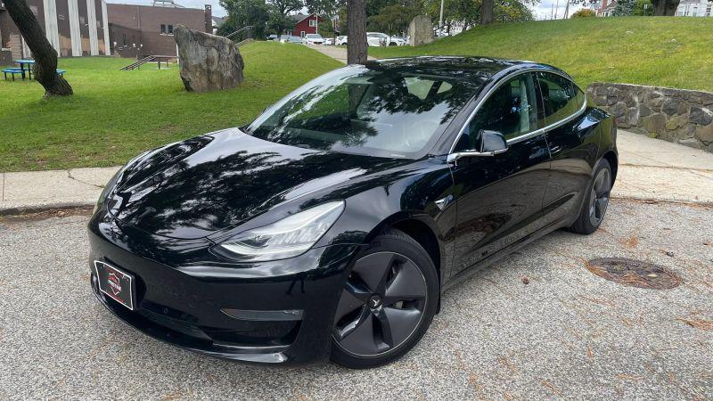 2019 Tesla Model 3 Standard Range Plus
