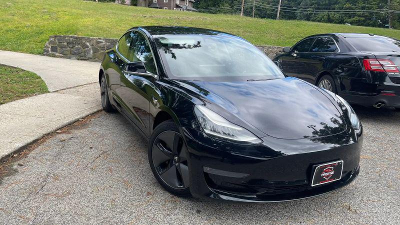 2019 Tesla Model 3 Standard Range Plus