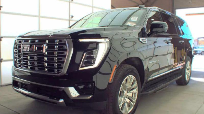 2025 GMC Yukon XL 4WD Denali for sale near Columbus, OH