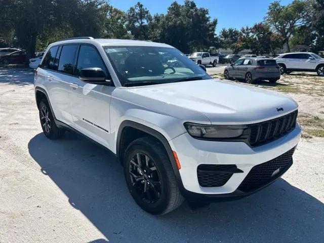 2024 Jeep Grand Cherokee Altitude 4x4 for sale in Tampa, FL