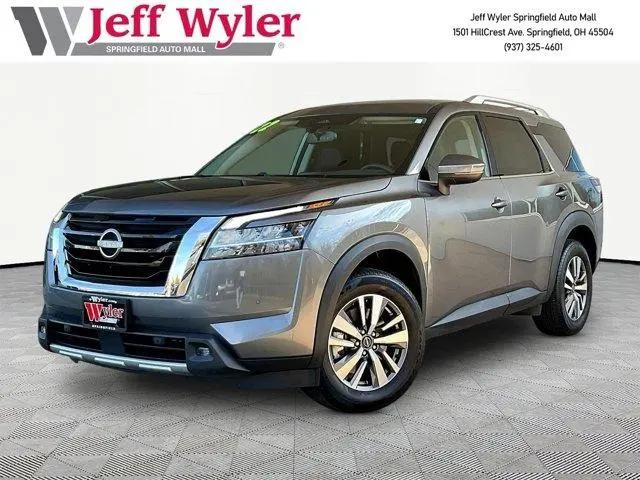 2022 Nissan Pathfinder SL 4WD for sale near Springfield, OH