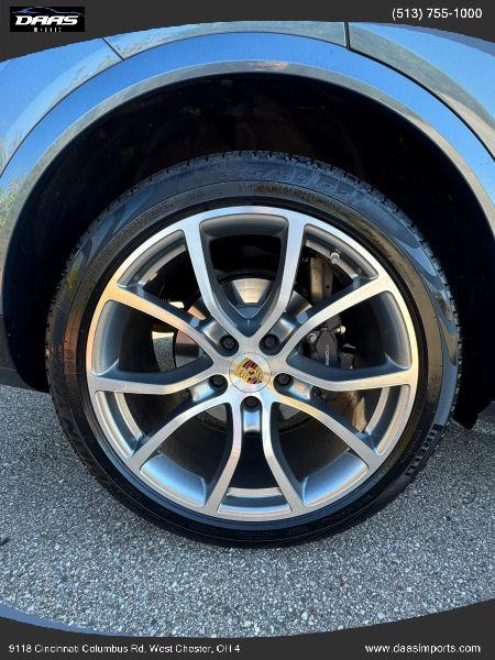 2019 Porsche Cayenne Base
