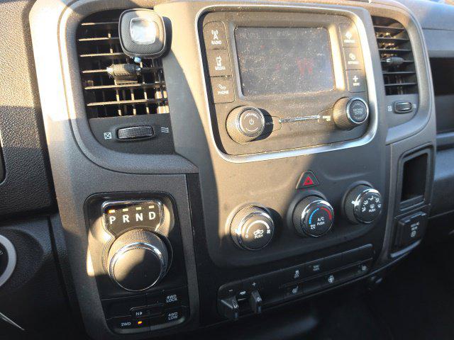 2022 RAM 1500 Classic Tradesman Crew Cab 4x4 57 Box 2022 RAM 1500 Classic Tradesman Crew Cab 4x4 57 Box
