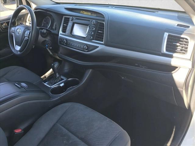 Used 2018 Toyota Highlander LE Front Wheel Drive Sport Utility