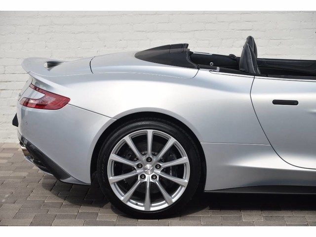 2016 Aston Martin Vanquish 2dr Volante