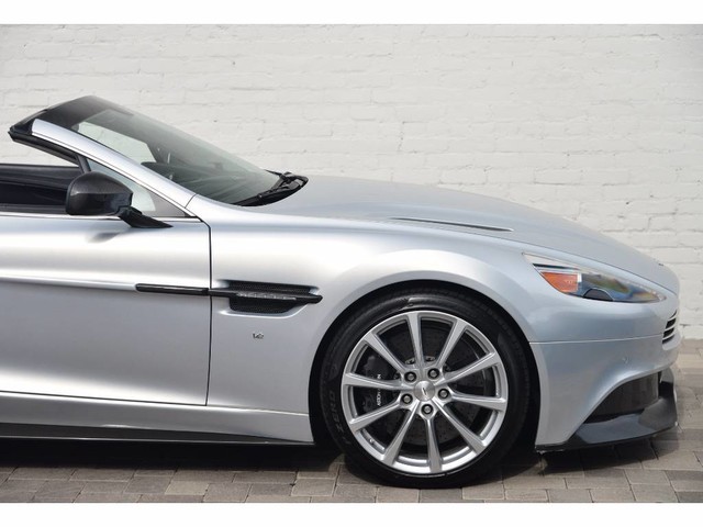 2016 Aston Martin Vanquish 2dr Volante
