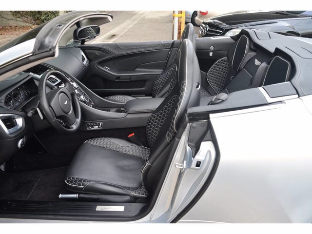 2016 Aston Martin Vanquish 2dr Volante