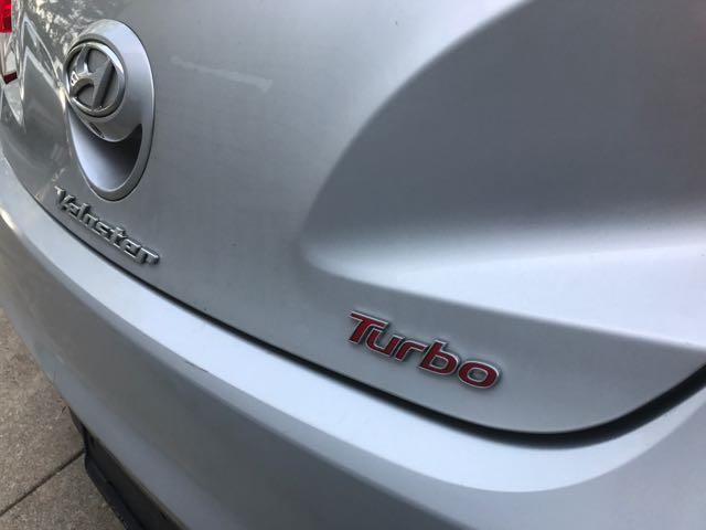 2013 Hyundai Veloster 3dr Cpe Auto Turbo Int