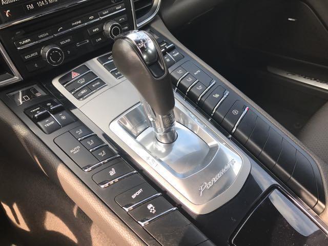 2014 Porsche Panamera 4dr HB