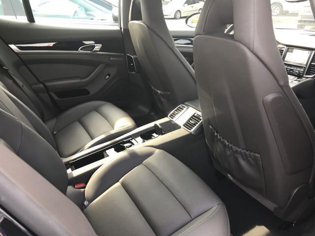 2014 Porsche Panamera 4dr HB