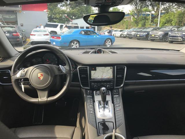 2014 Porsche Panamera 4dr HB