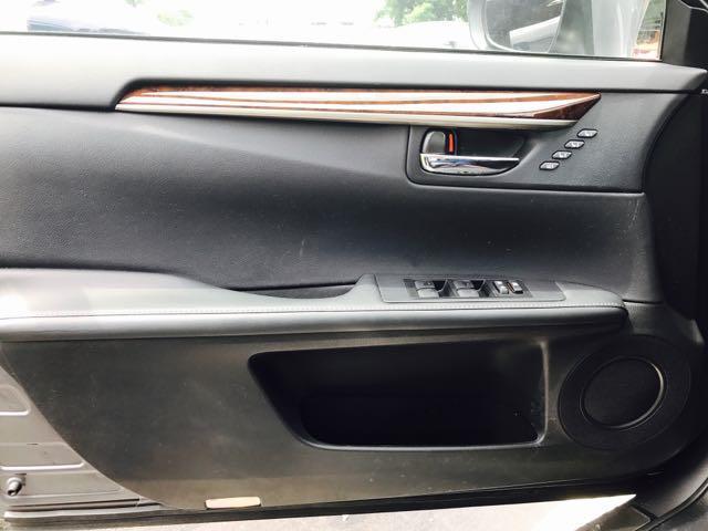 2014 Lexus ES 350 4dr Sdn