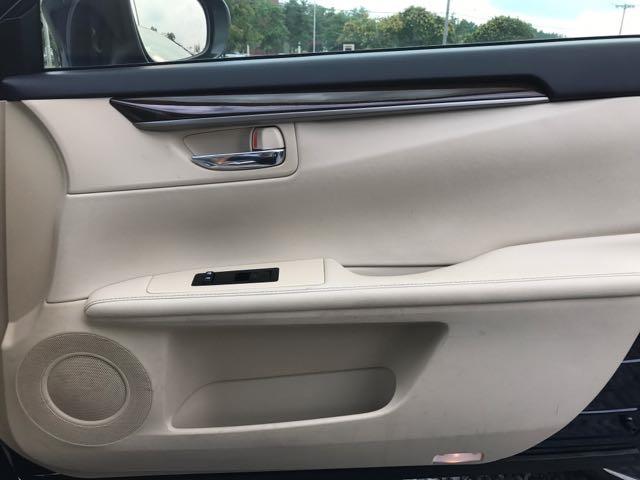 2014 Lexus ES 350 4dr Sdn