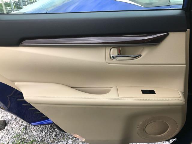2014 Lexus ES 350 4dr Sdn