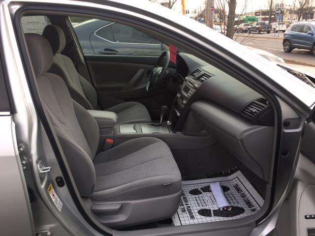 2010 Toyota Camry 4dr Sdn (Natl)