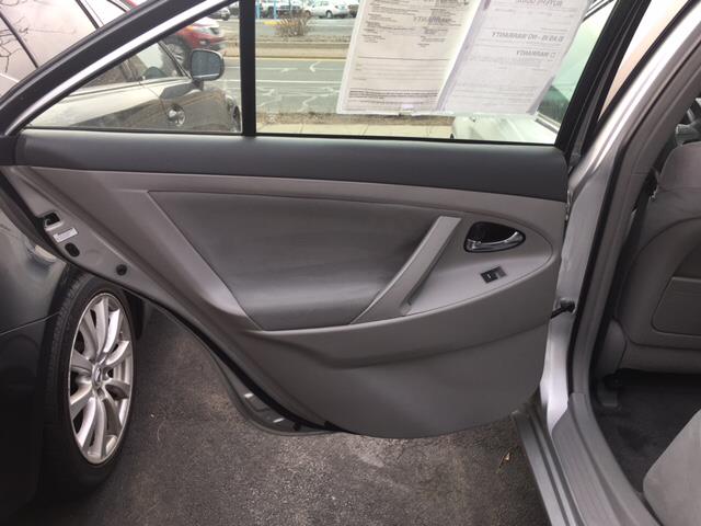 2010 Toyota Camry 4dr Sdn (Natl)
