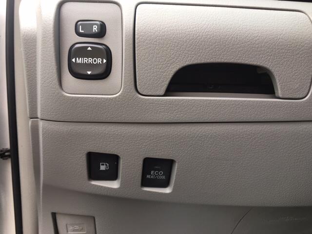 2010 Toyota Camry 4dr Sdn (Natl)