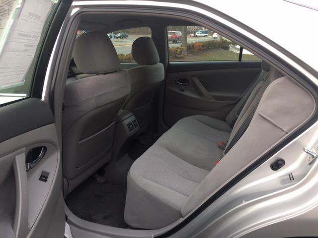 2010 Toyota Camry 4dr Sdn (Natl)