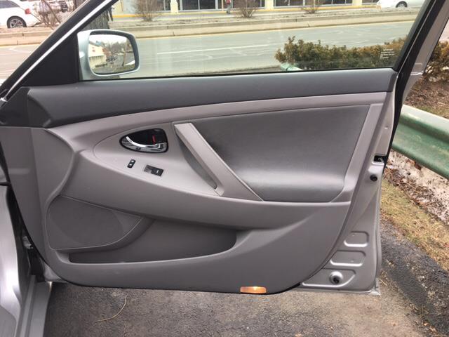 2010 Toyota Camry 4dr Sdn (Natl)