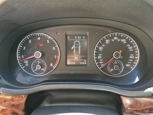 2013 Volkswagen Passat SEL Premium