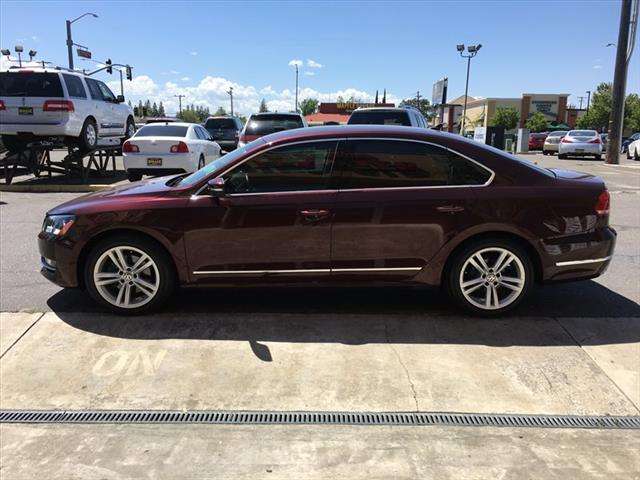 2013 Volkswagen Passat SEL Premium