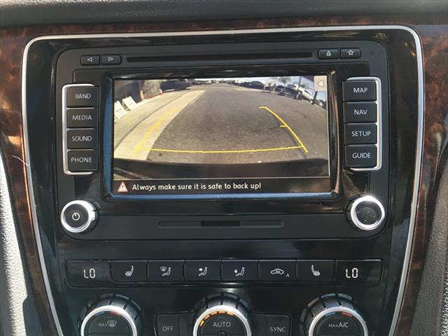 2013 Volkswagen Passat SEL Premium