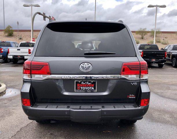 2019 Toyota Land Cruiser V8