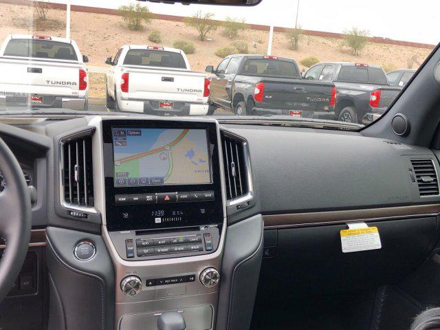 2019 Toyota Land Cruiser V8