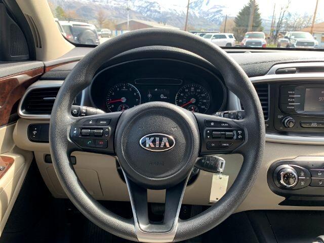 2017 Kia Sorento 3.3L LX