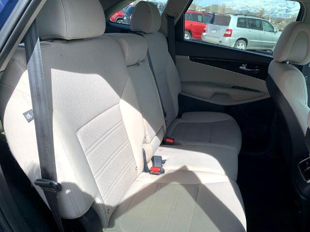 2017 Kia Sorento 3.3L LX