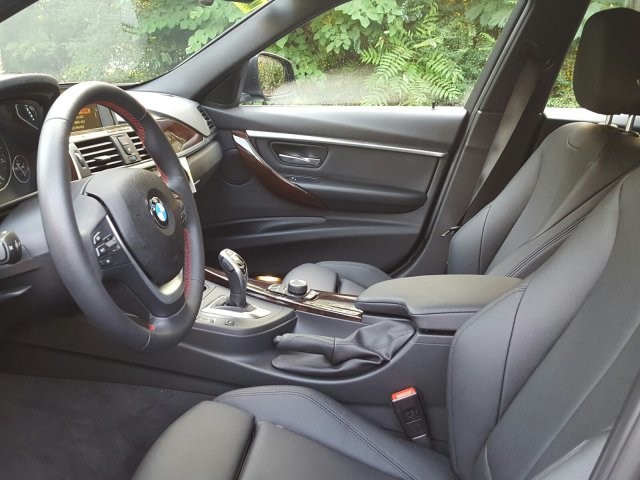 2017 BMW 3 Series 330i