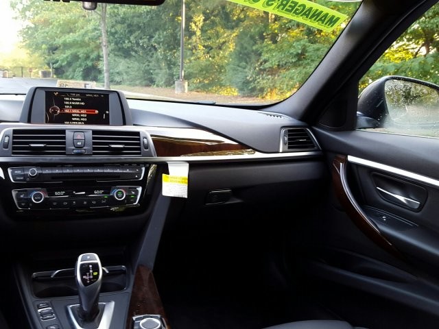 2017 BMW 3 Series 330i