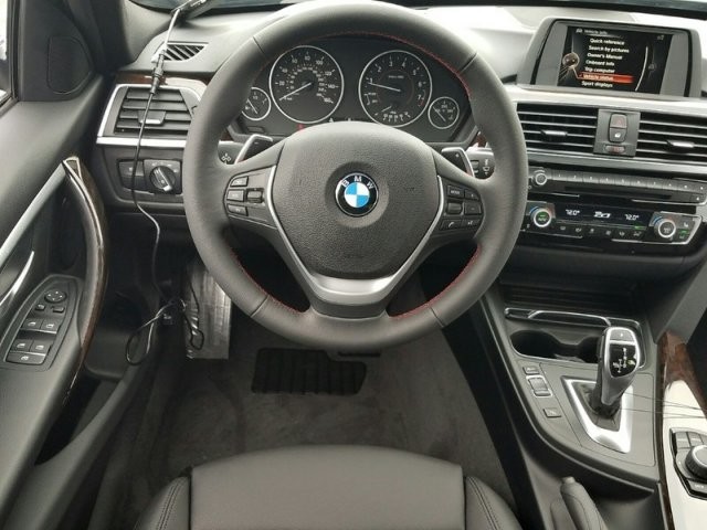 2017 BMW 3 Series 330i