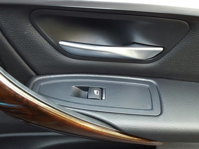 2017 BMW 3 Series 330i