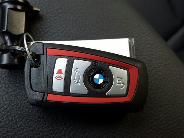 2017 BMW 3 Series 330i