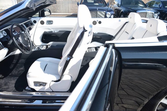 2016 Rolls-Royce Dawn 2dr Convertible