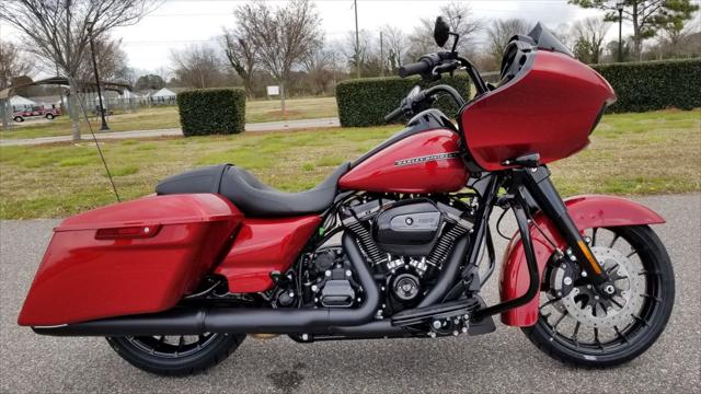 2018 Harley-Davidson Road Glide Special [18]