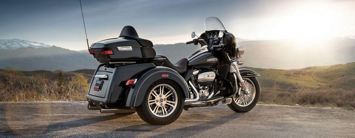 2018 Hd Tri Glide Ultra [21]