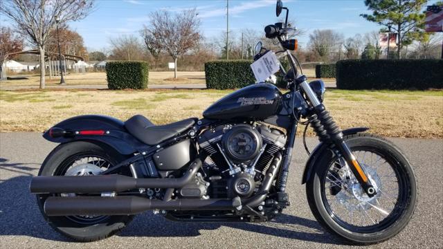 2018 Harley-Davidson Street Bob [23]