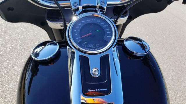 2018 Hd Sport Glide [8]