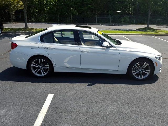 2017 BMW 3 Series 330i