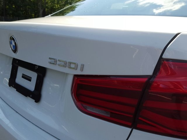 2017 BMW 3 Series 330i