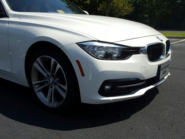 2017 BMW 3 Series 330i