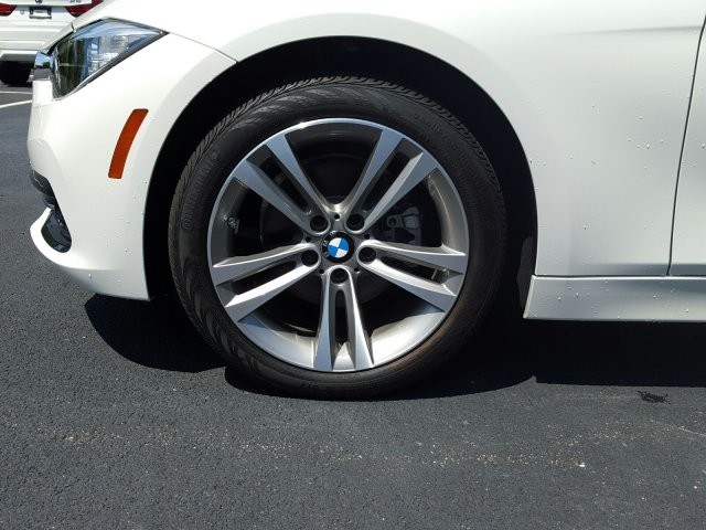 2017 BMW 3 Series 330i