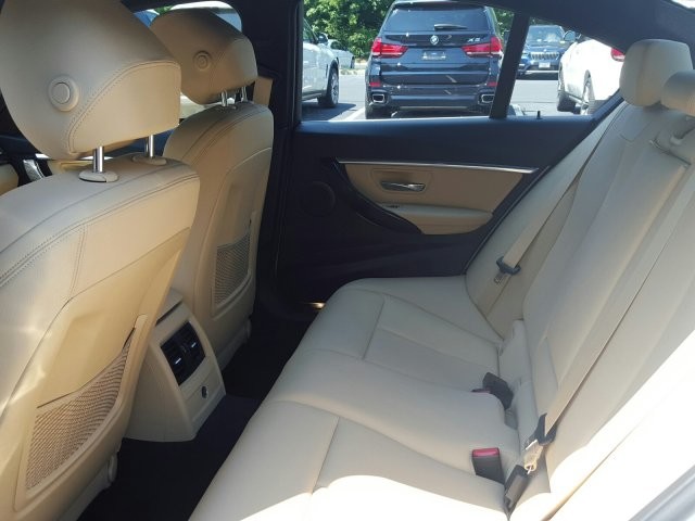 2017 BMW 3 Series 330i
