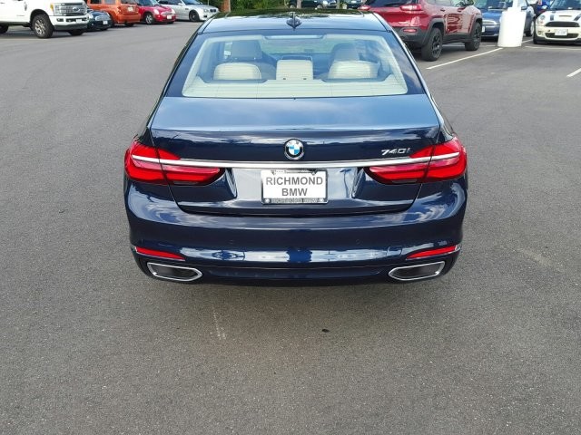 2018 BMW 7 Series 740i